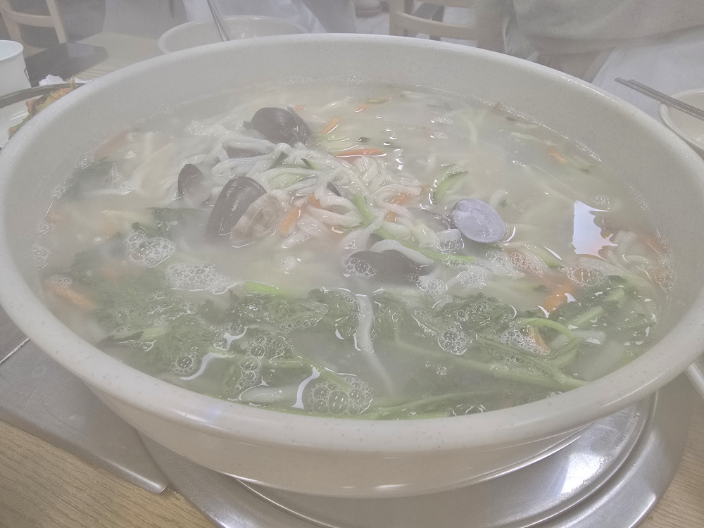 Tandokalguksu (탄도칼국수) 2