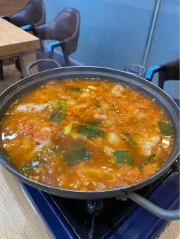 Gomchijip (곰치집) 1