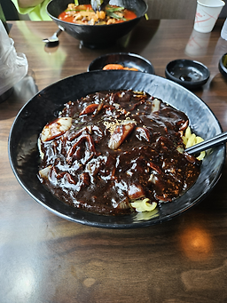 Hyeongjebanjeom (형제반점) 2