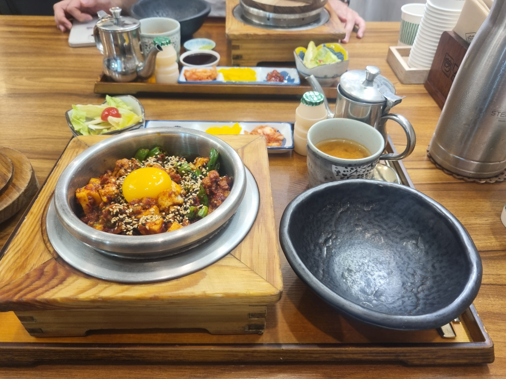 Damsotwangsipriyeokjeom (담솥왕십리역점) 1
