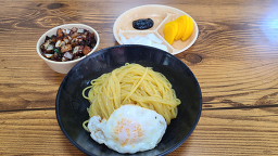 Pyeonghwabanjeom (평화반점) 1