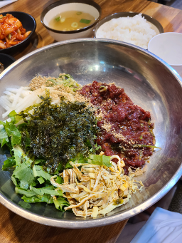 Owoleguksu (오월에국수) 3
