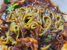 Gapadohaemuljjajangjjamppong (가파도해물짜장짬뽕) 1