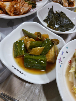 Bossammaeul (보쌈마을) 1