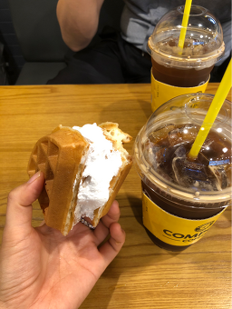 컴포즈커피 강북종합시장점 1
