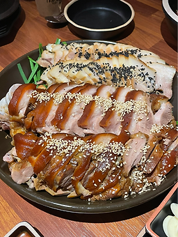 더맛있는족발보쌈 교대점 사진 3