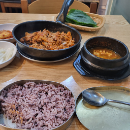 딸부자네불백 강남역9번출구점 사진 4