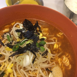 틈새라면 홍대창전점 사진 7