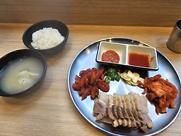 만족오향족발 2
