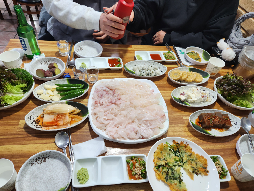 해대이모횟집 4