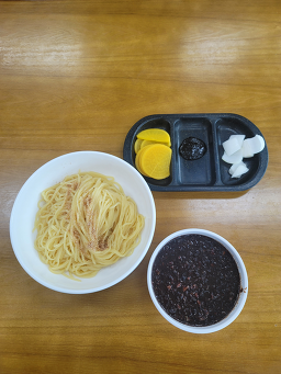 Tongnibanjeom (통리반점) 1