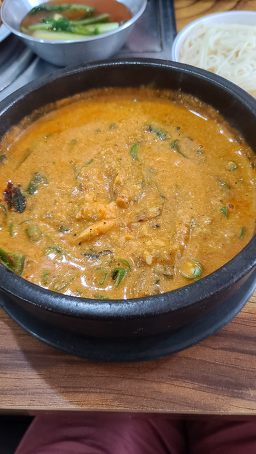 Pyeongtaekssangdungine (평택쌍둥이네) 1