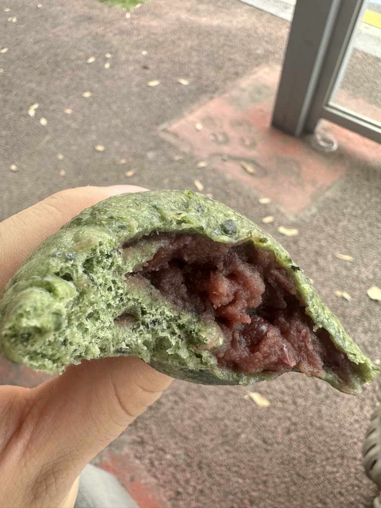 제주명품쑥보리빵 사진 3