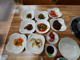 Jamaesaengtaejjigaejeonmunjeom (자매생태찌개전문점) 2