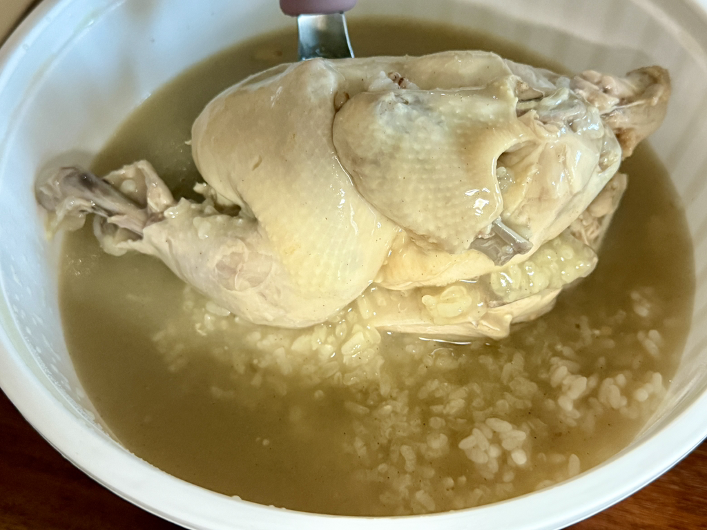 Naepohanbangsamgyetang (내포한방삼계탕) 2