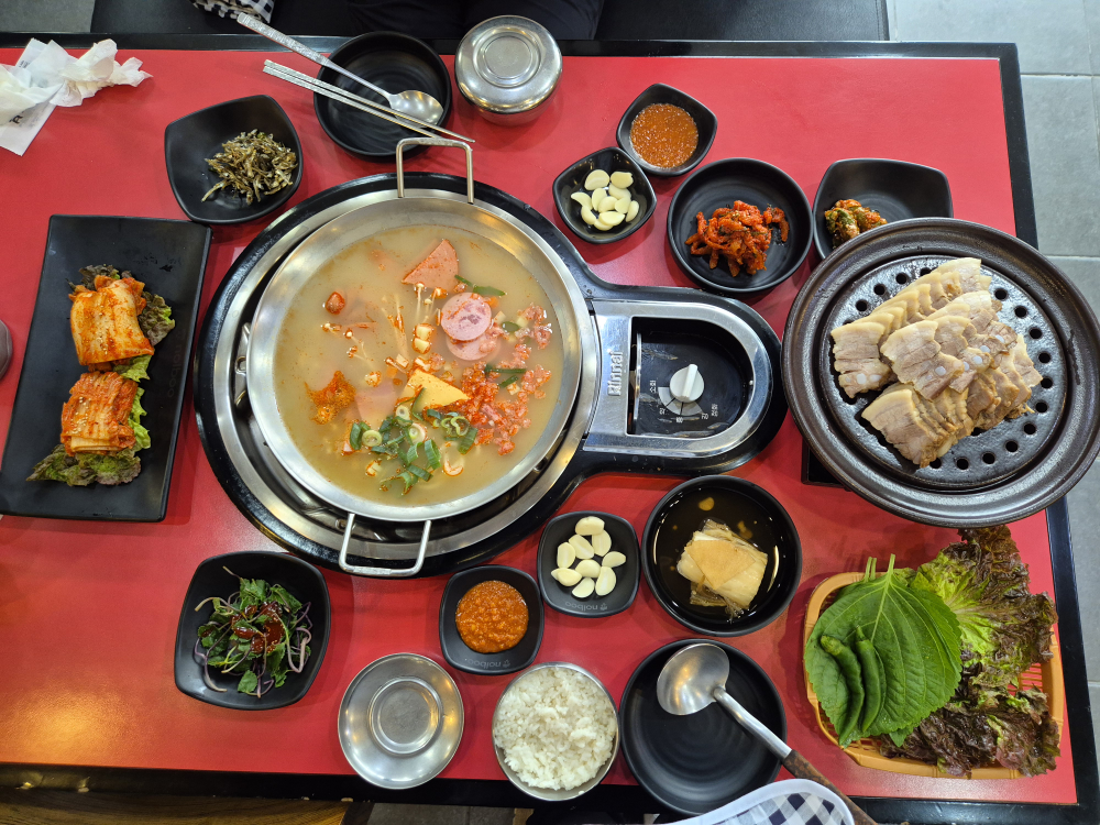 놀부보쌈 부대찌개 2