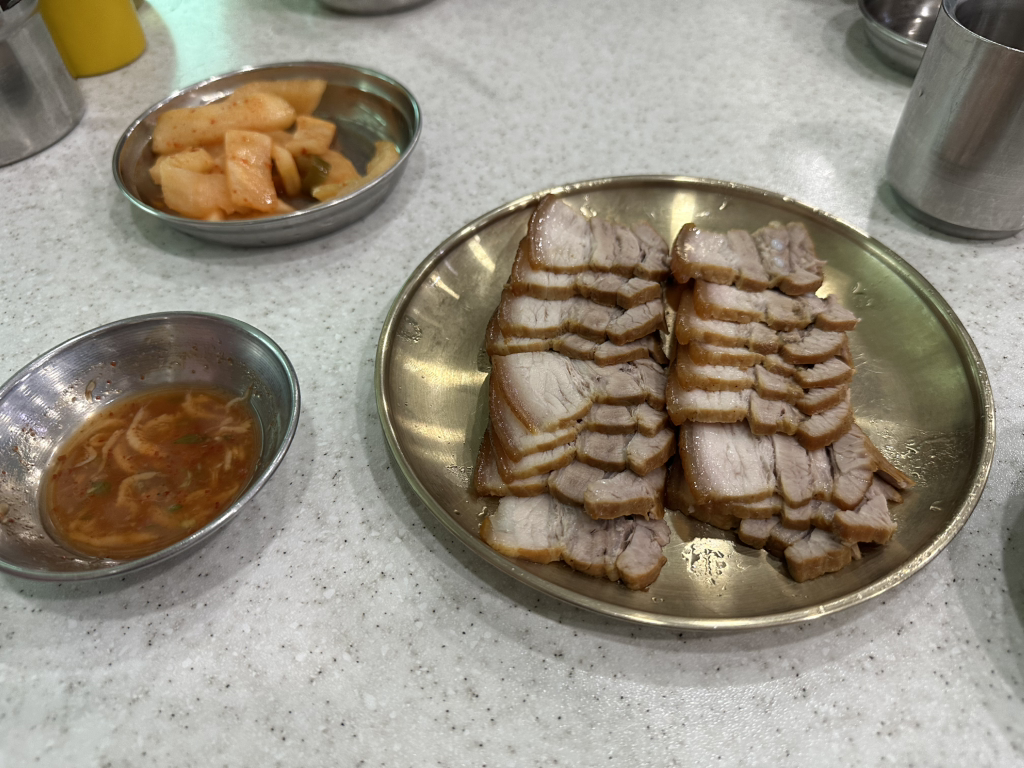 Hongwonmakguksu 4