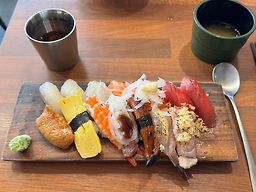 Haruchobapjip (하루초밥집) 1