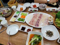 부흥횟집 4