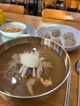Hyangmirim (향미림) 1