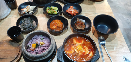 Jangganeilpumsundubu (장가네일품순두부) 3