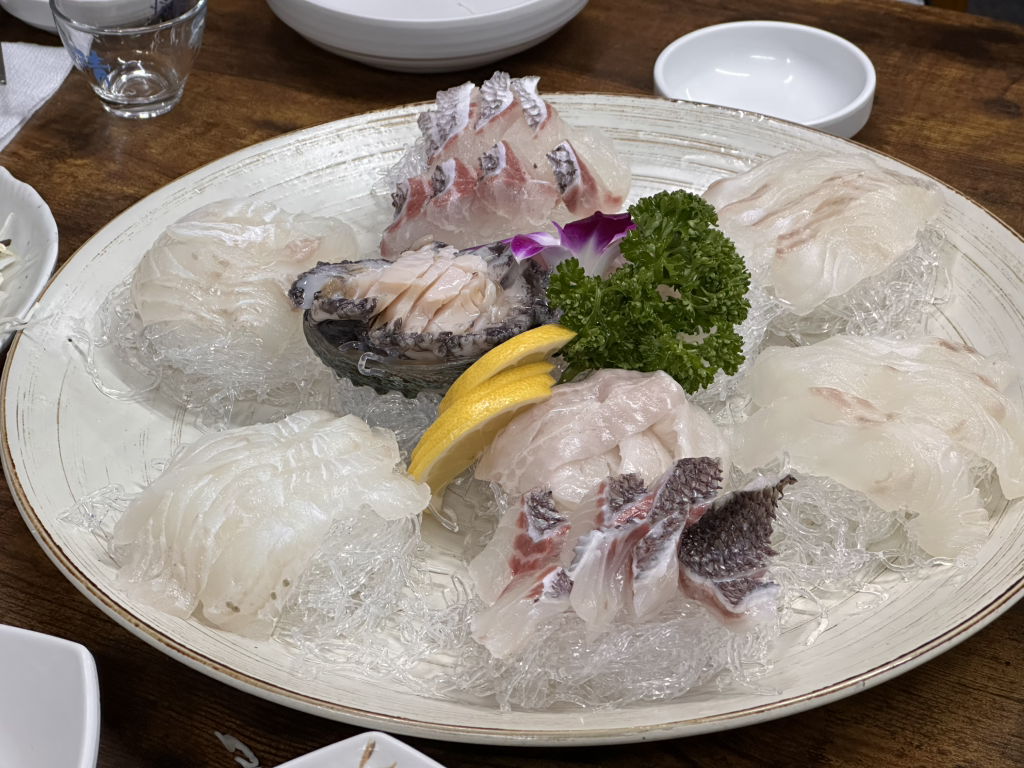백만석횟집 1