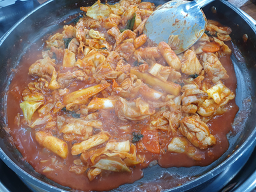 Naedongchuncheondakgalbi (내동춘천닭갈비) 3