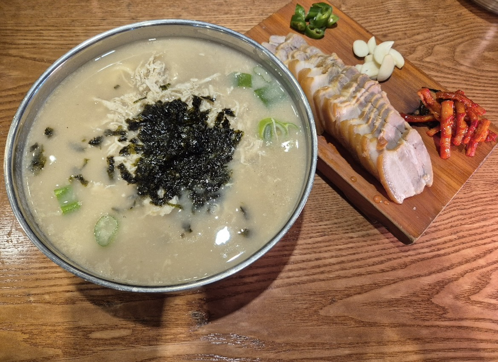 한양닭칼국수 본점 사진 2