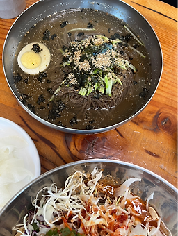 Hyanggyomakguksu (향교막국수) 3