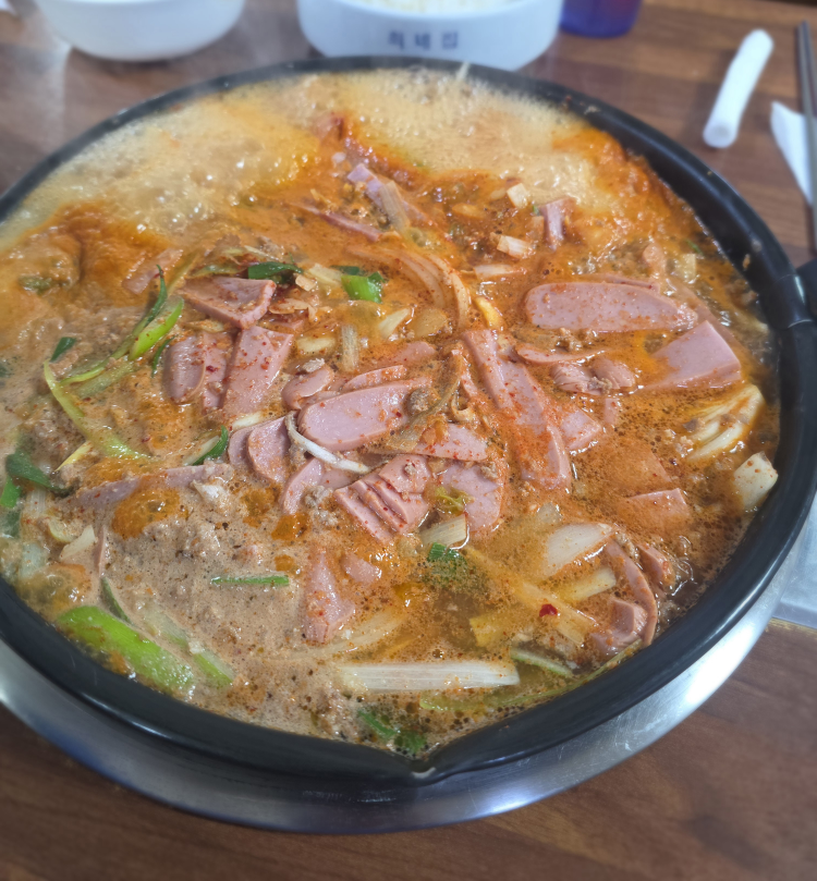 Choenejip (최네집) 1