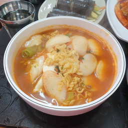 엄마손떡볶이 1