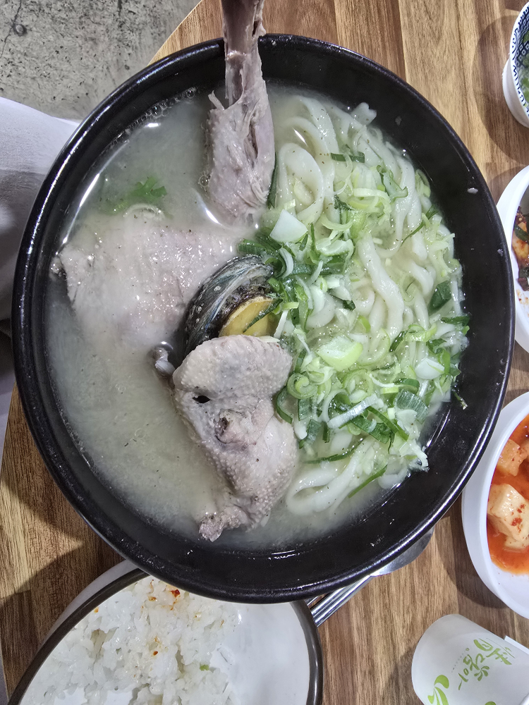 Hamyangdakkalguksu 4