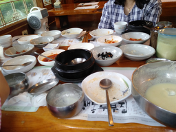 Saekdongdubu (색동두부) 1