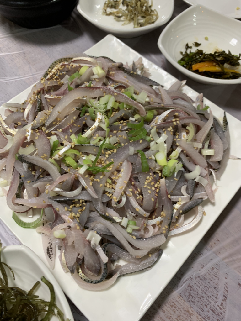 Hanryeohoetjip (한려횟집) 2