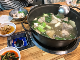 Daegadakhanmari (대가닭한마리) 1