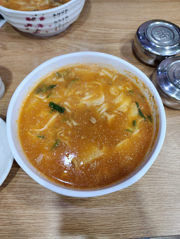 Oksanriguksuga (옥산리국수가) 1