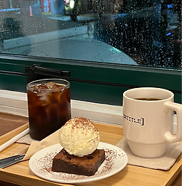 언타이틀 카페&바 사진 2