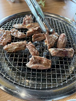 Harimausutbuldakgalbi (하리마우숯불닭갈비) 1