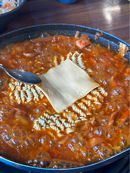 Pildongbudaejjigae (필동부대찌개) 3