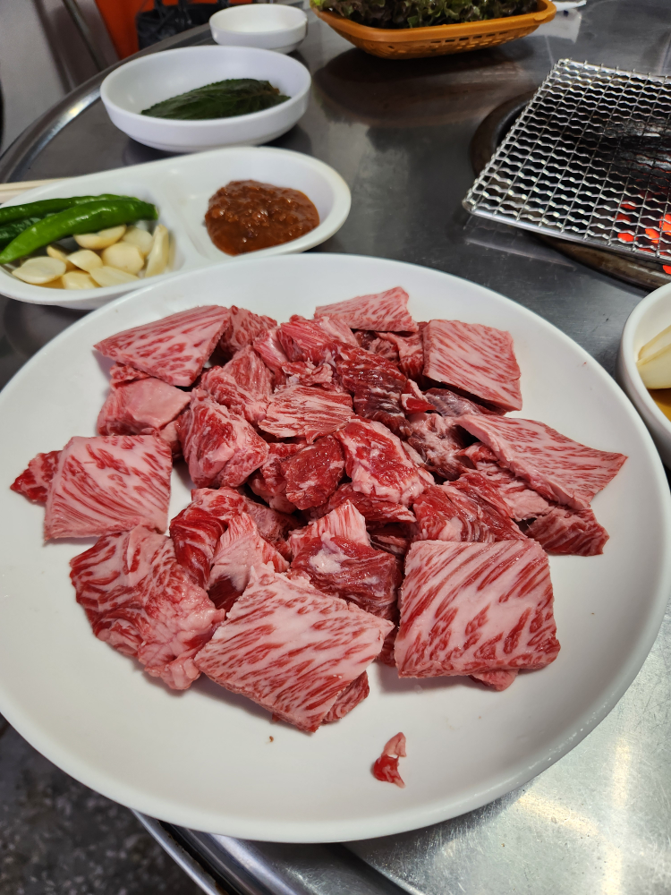영팔식육식당 6