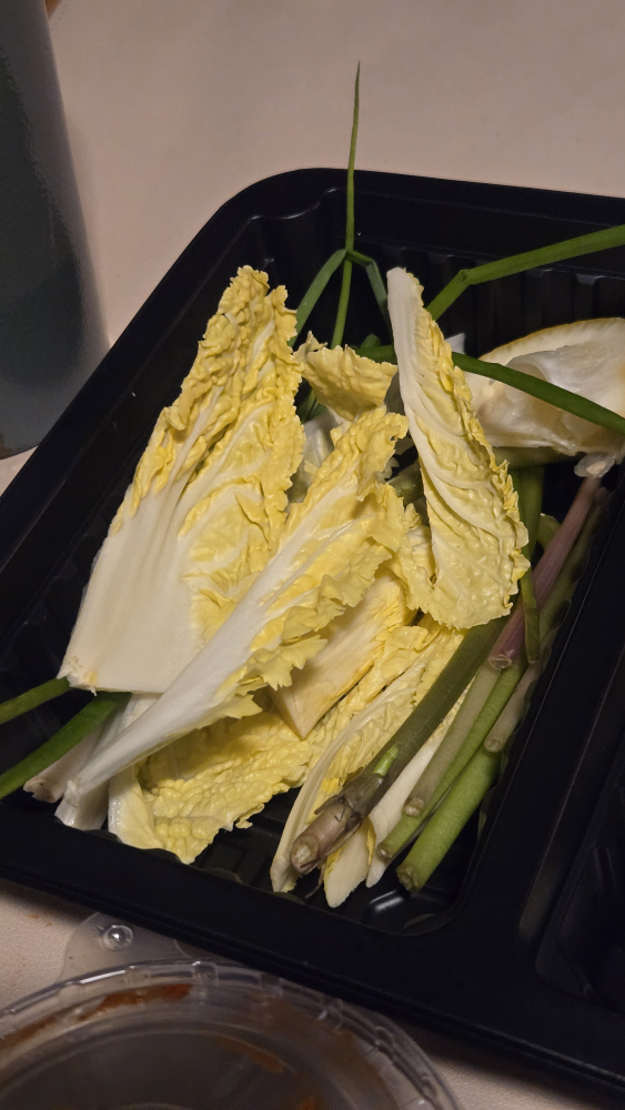 Doyajokbal (도야족발) 3