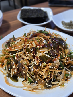 Ajimaedeungpureunmakhoe 3