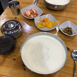 Myeonginkongguksu (명인콩국수) 3