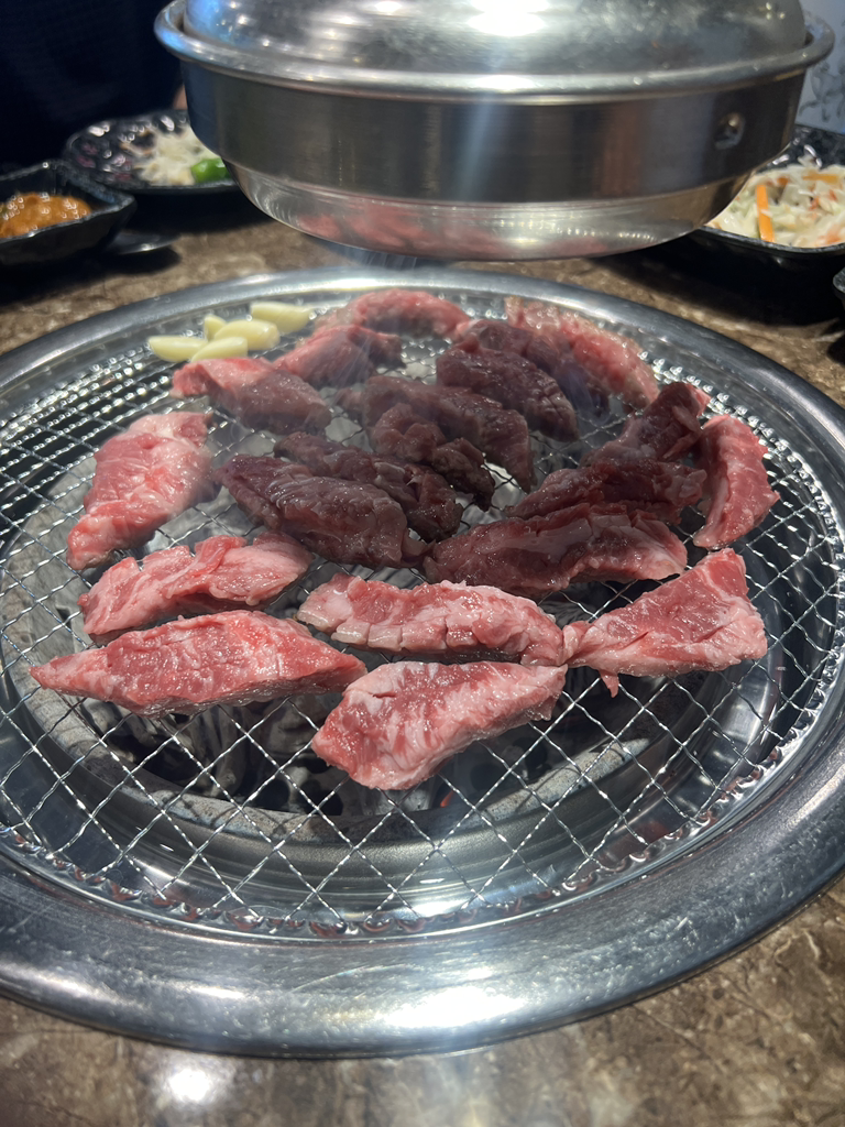 숯불구이 고기마을 정육점 사진 3
