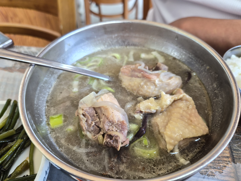 모아식육식당 3