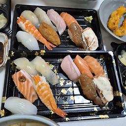 Ttungchobap (뚱초밥) 2