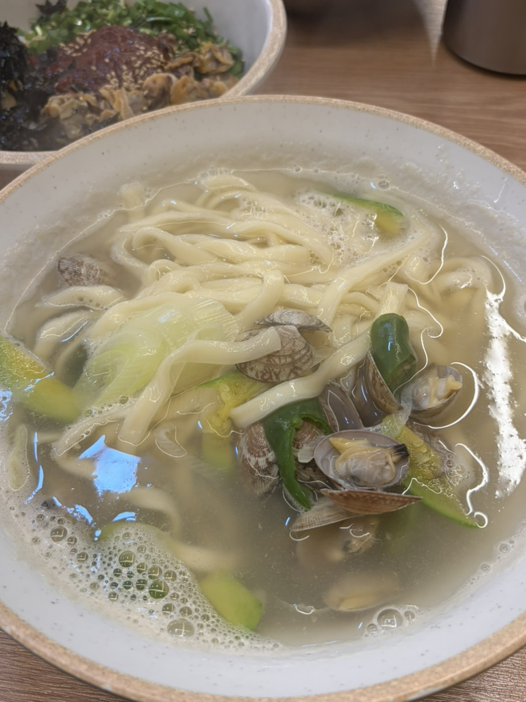 고향 엄마손 생바지락 칼국수 마포공덕점 대표 사진