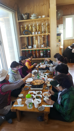 Gimsunryehalmaesondubu (김순례할매손두부) 3