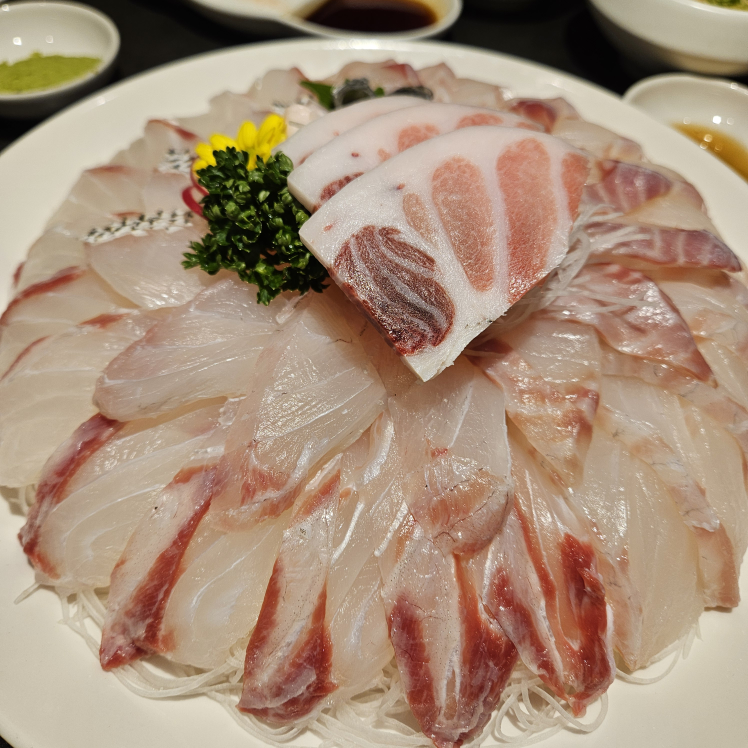더형제 강남점 사진 2