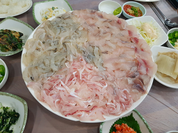 동남횟집 1